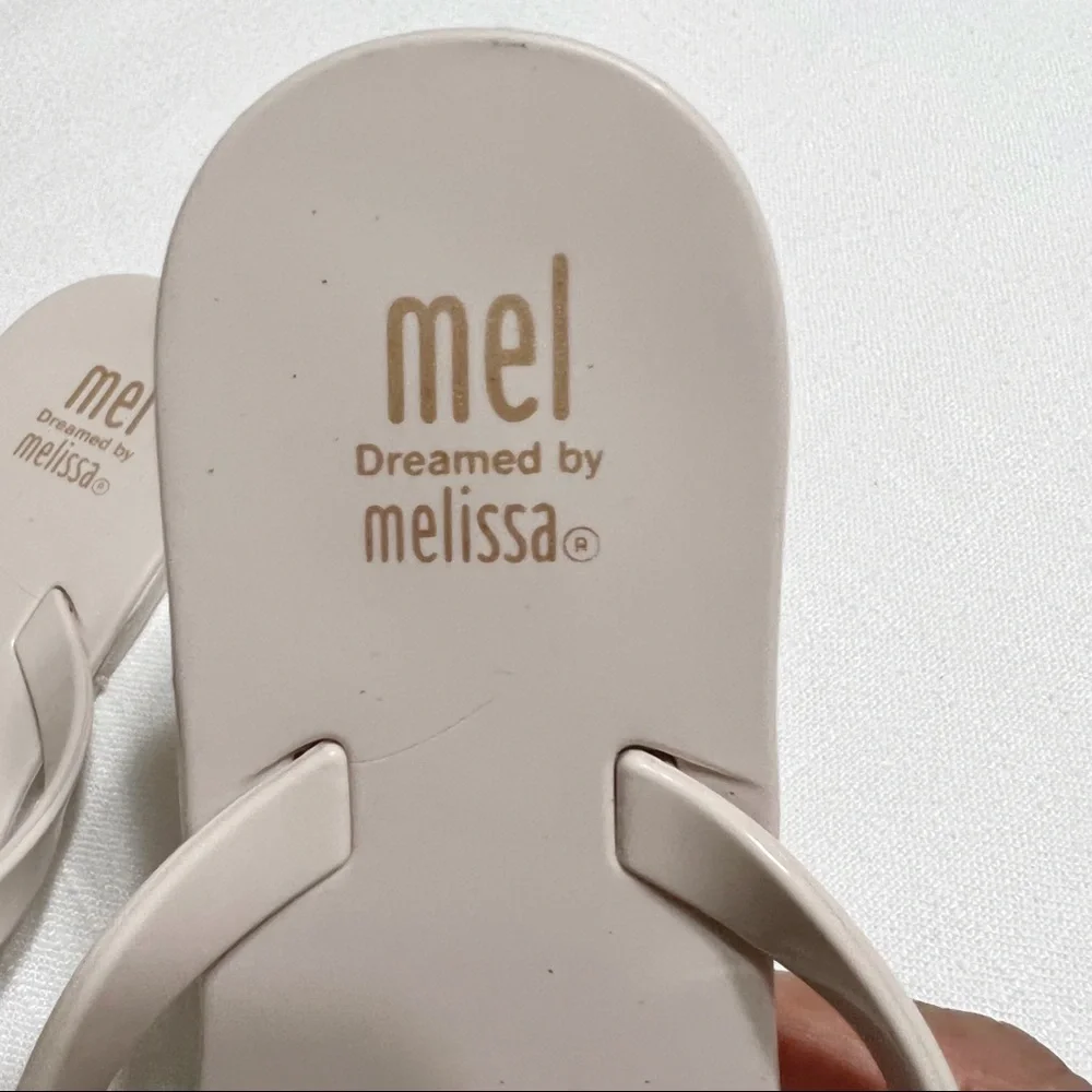 Mel Dreamed by Melissa Bow Gold Sparkle Sandals Flip Flops‎ Girls